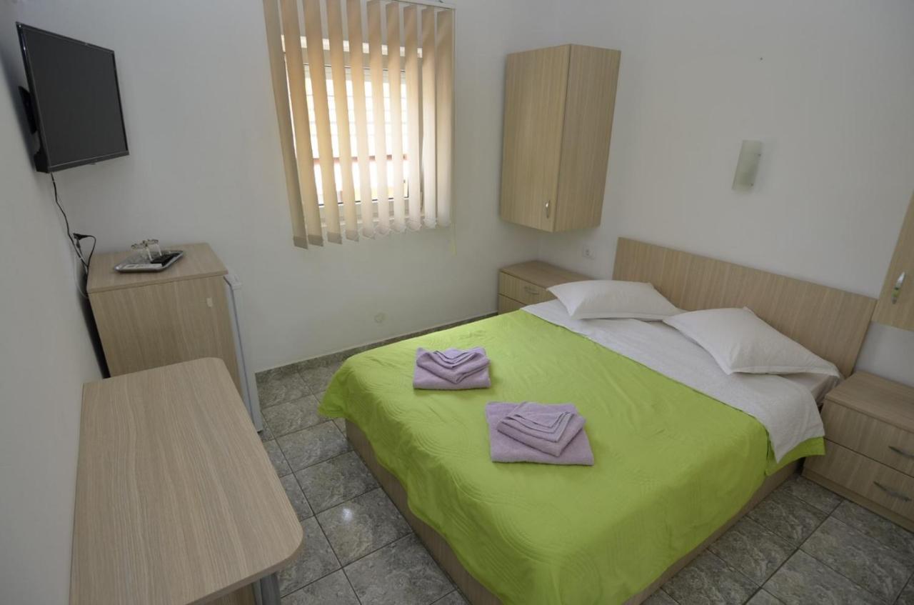 Vila Rara Otel Costinești Dış mekan fotoğraf